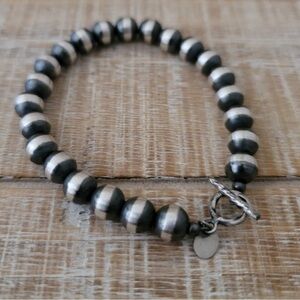 Navajo Pearl Beaded Sterling Silver Bracelet 8mm